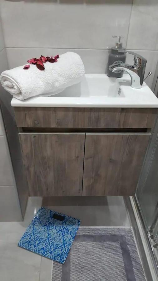 סלוניקי Downtown City Apartment מראה חיצוני תמונה