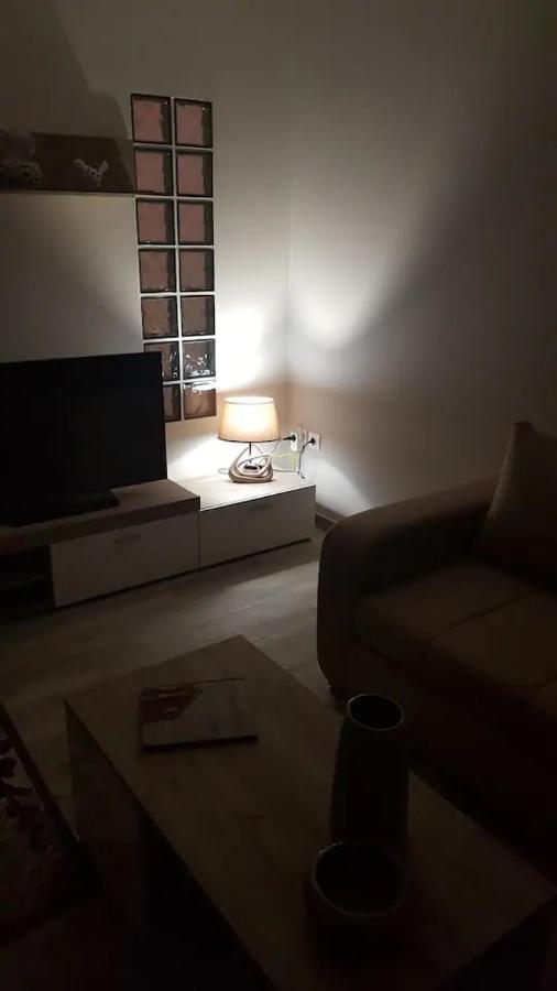 סלוניקי Downtown City Apartment מראה חיצוני תמונה