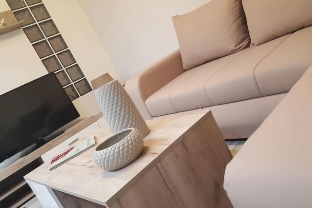 סלוניקי Downtown City Apartment מראה חיצוני תמונה